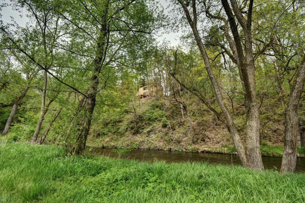 Riverside Cabin Doudleby Екстер'єр фото